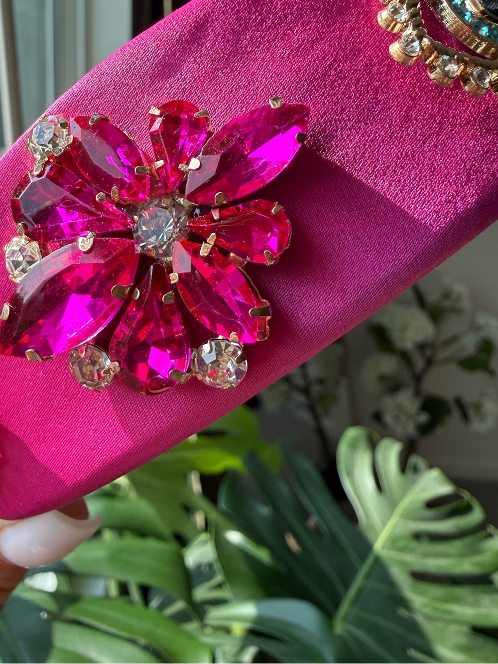 Elegant Headband | Vintage Hair Accessory with jewels - Picture 5 of 6